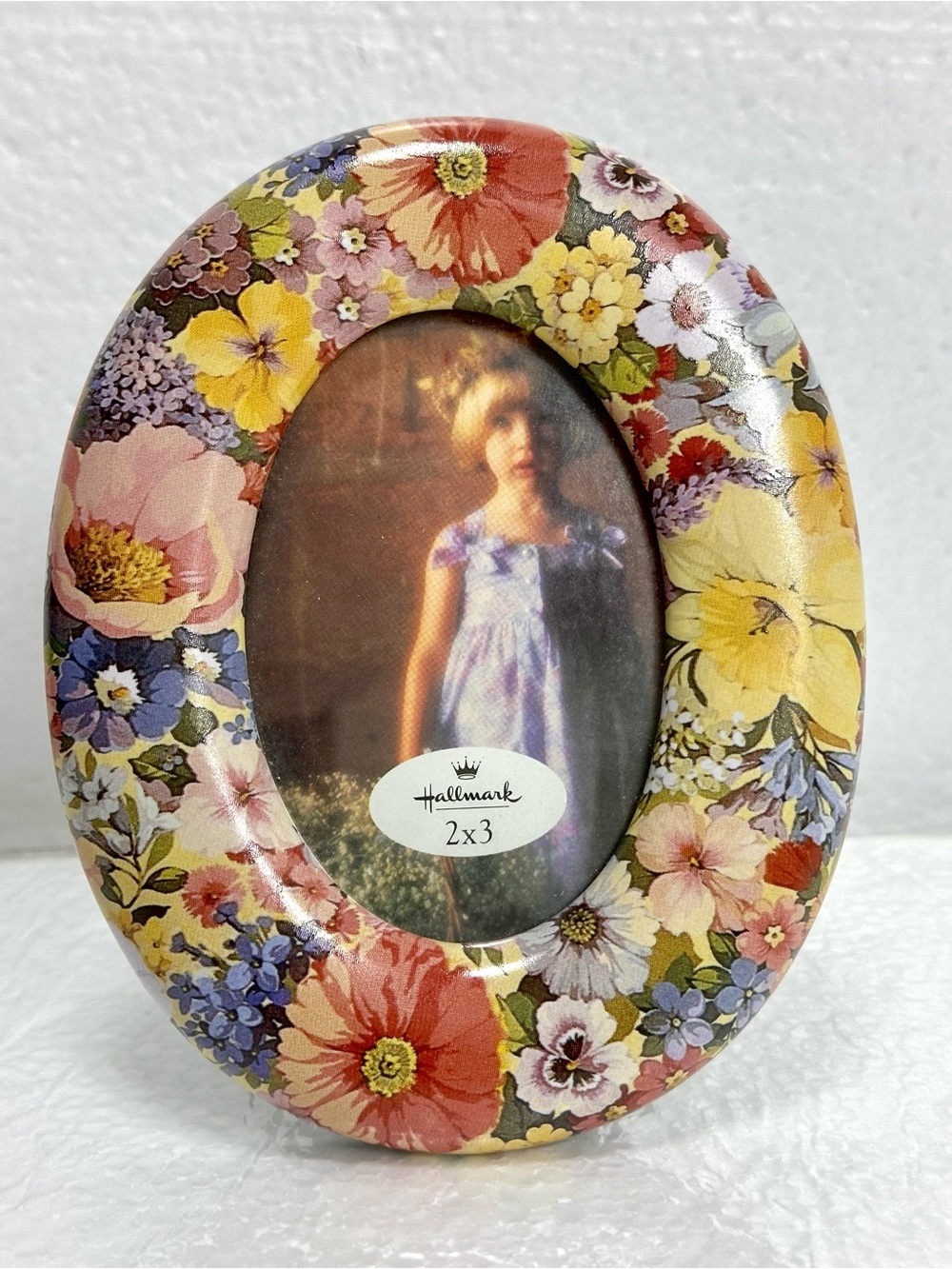 Vintage Hallmark Ceramic Glazed Oval Floral Picture Frame 2x3
